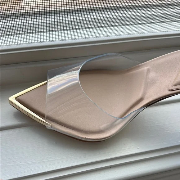 Aldo Transparent and Gold Heels - Picture 5 of 8